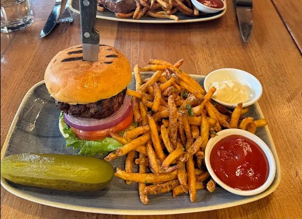 The Cloak Bar Burger The Cloak Bar Burger