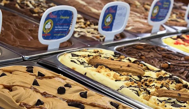 La Paloma Gelateria La Paloma Gelateria on St Claire Ave West
